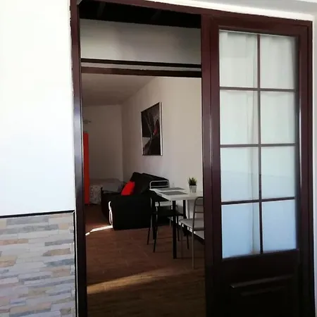 Appartement Studio At 600 M Away From The Beach With City View And Wifi *